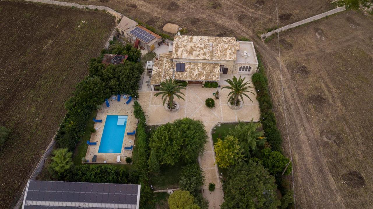 Casale Della Contea Casa de hóspedes Modica Exterior foto